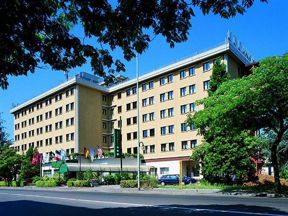 Hotel Doubletree By Hilton